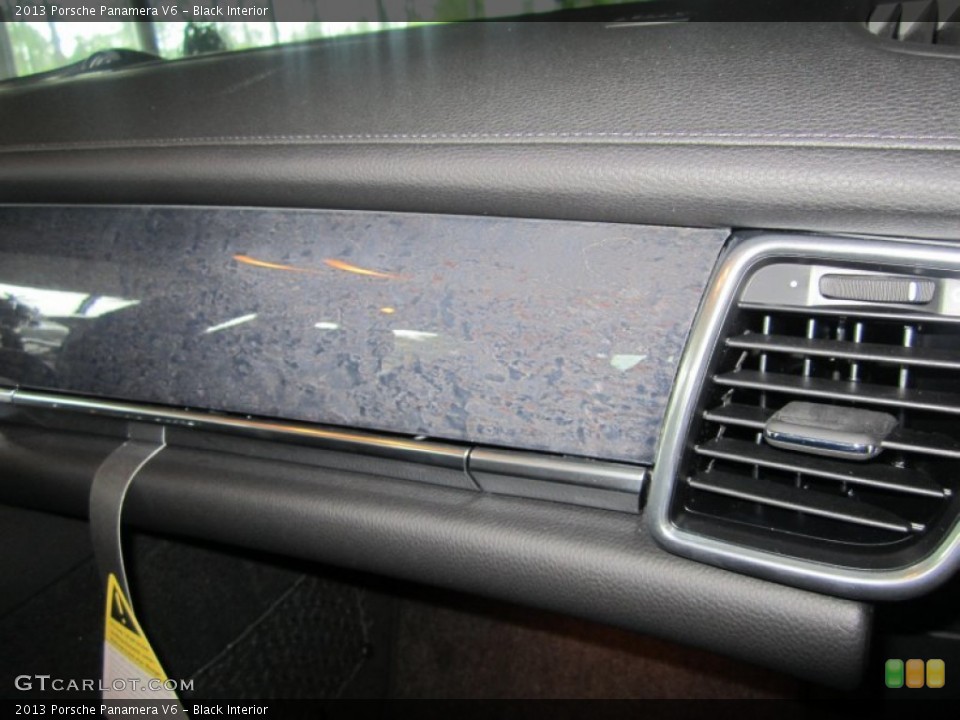 Black Interior Dashboard for the 2013 Porsche Panamera V6 #79654739