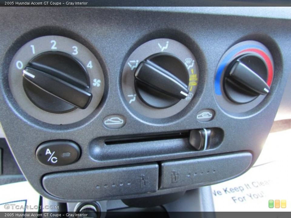 Gray Interior Controls for the 2005 Hyundai Accent GT Coupe #79661558