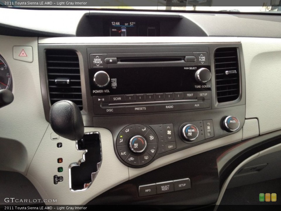 Light Gray Interior Controls for the 2011 Toyota Sienna LE AWD #79666617