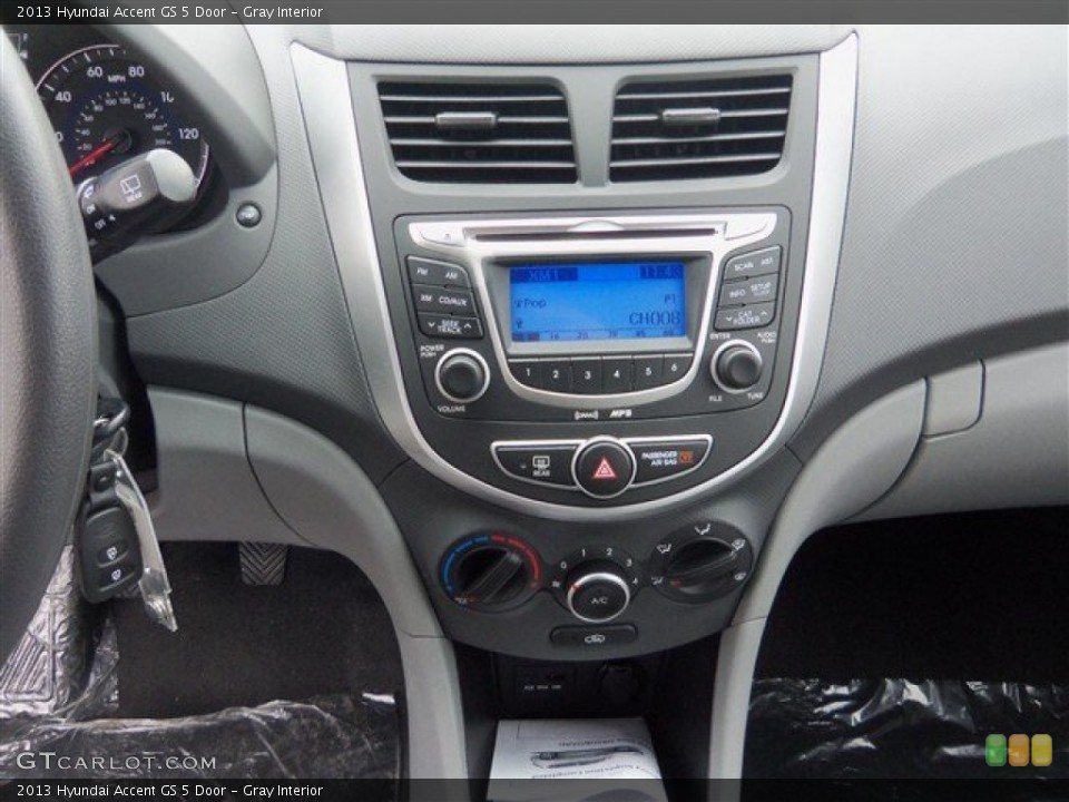 Gray Interior Controls for the 2013 Hyundai Accent GS 5 Door #79673189