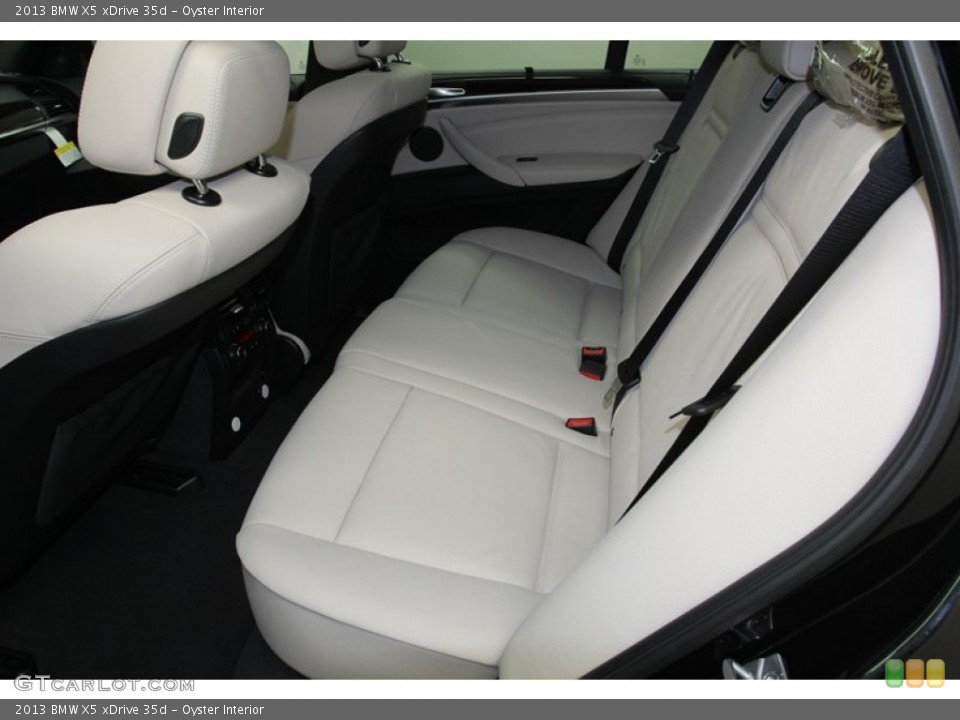 Oyster Interior Rear Seat for the 2013 BMW X5 xDrive 35d #79674318