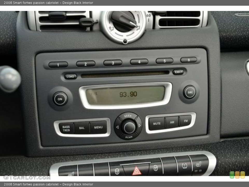 Design Black Interior Audio System for the 2008 Smart fortwo passion cabriolet #79682083