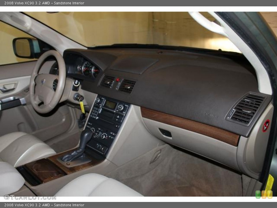 Sandstone Interior Dashboard for the 2008 Volvo XC90 3.2 AWD #79683894