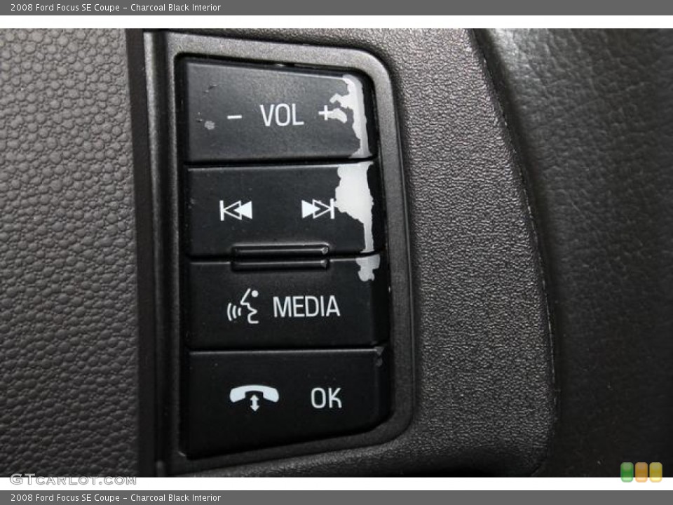 Charcoal Black Interior Controls for the 2008 Ford Focus SE Coupe #79684062
