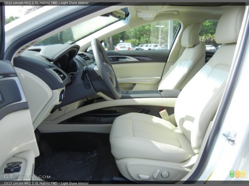 Light Dune Interior Photo for the 2013 Lincoln MKZ 2.0L Hybrid FWD #79702933