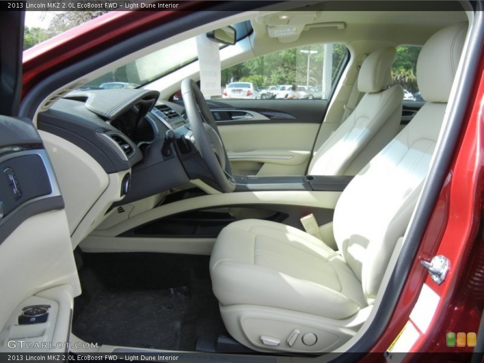 Light Dune Interior Photo for the 2013 Lincoln MKZ 2.0L EcoBoost FWD #79706590