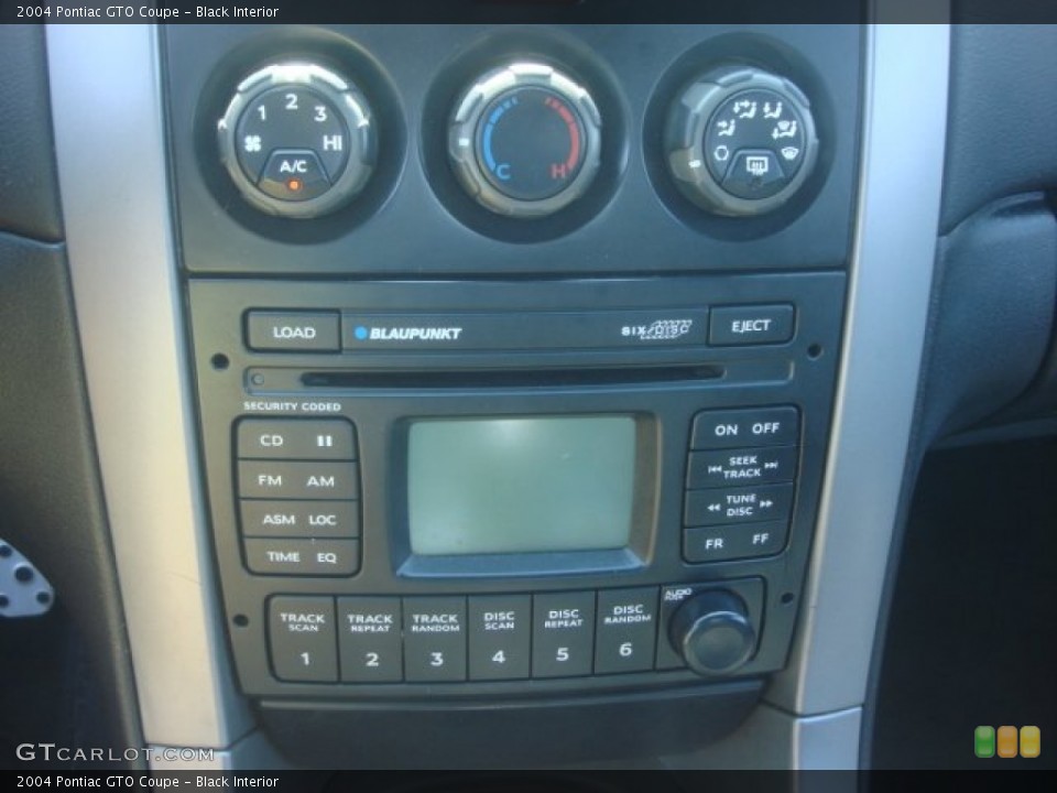 Black Interior Controls for the 2004 Pontiac GTO Coupe #79711608