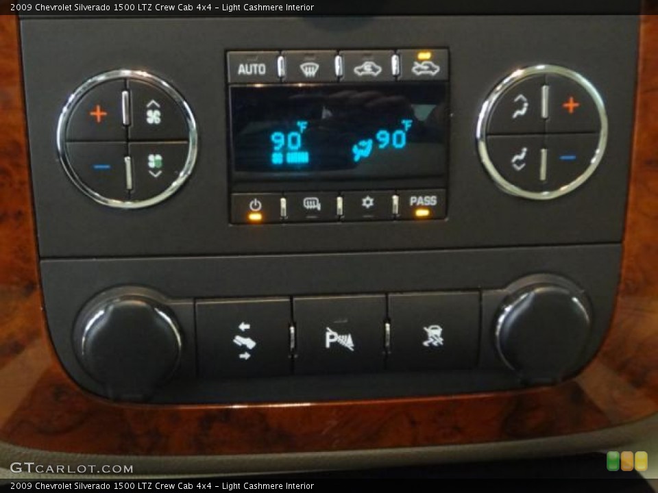Light Cashmere Interior Controls for the 2009 Chevrolet Silverado 1500 LTZ Crew Cab 4x4 #79720256