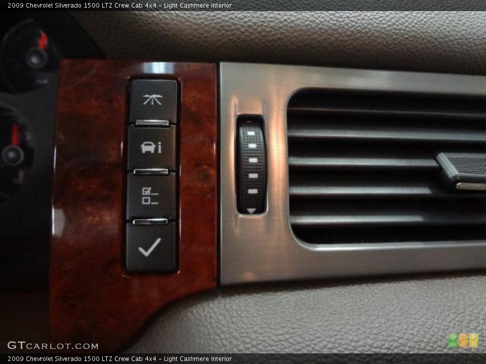 Light Cashmere Interior Controls for the 2009 Chevrolet Silverado 1500 LTZ Crew Cab 4x4 #79720280