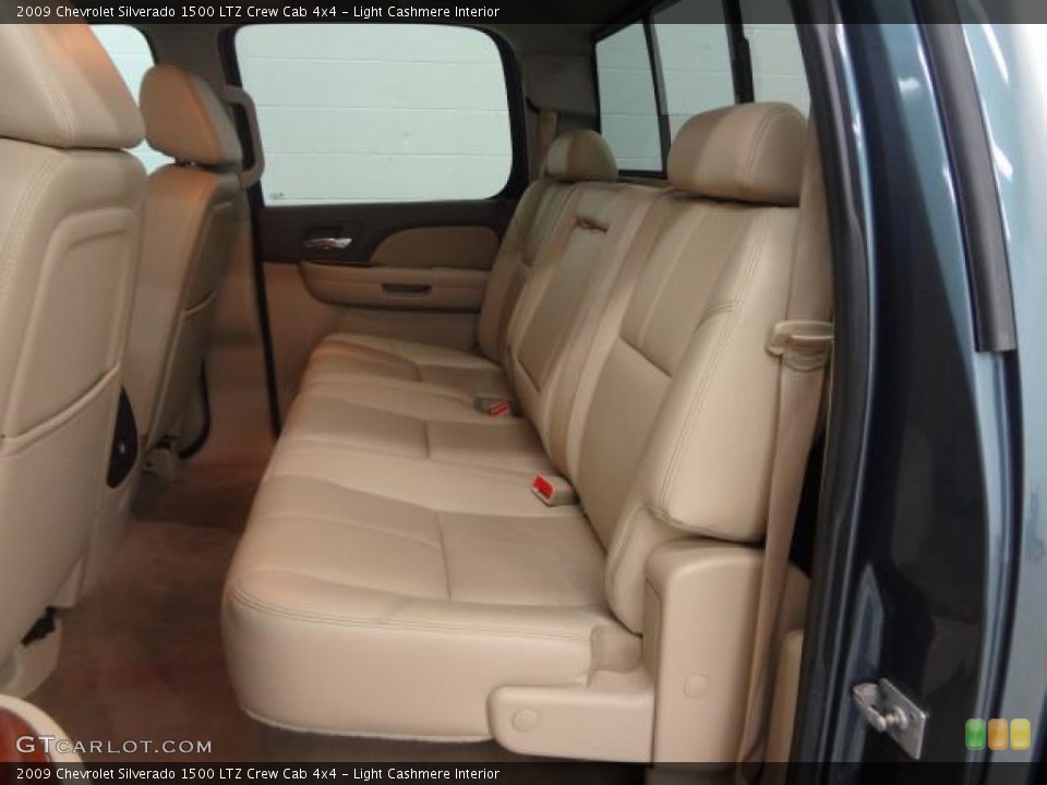 Light Cashmere Interior Rear Seat for the 2009 Chevrolet Silverado 1500 LTZ Crew Cab 4x4 #79720625