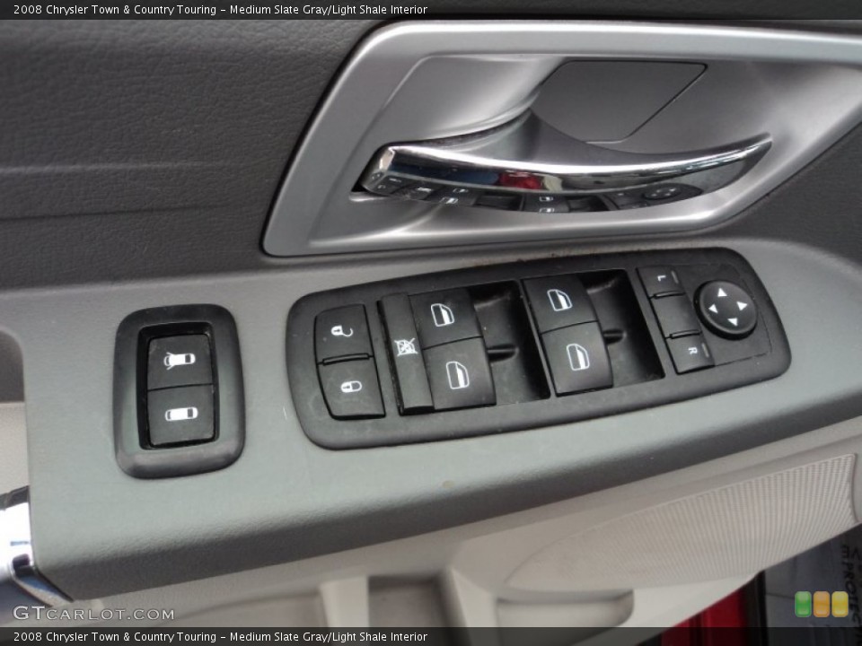 Medium Slate Gray/Light Shale Interior Controls for the 2008 Chrysler Town & Country Touring #79722866