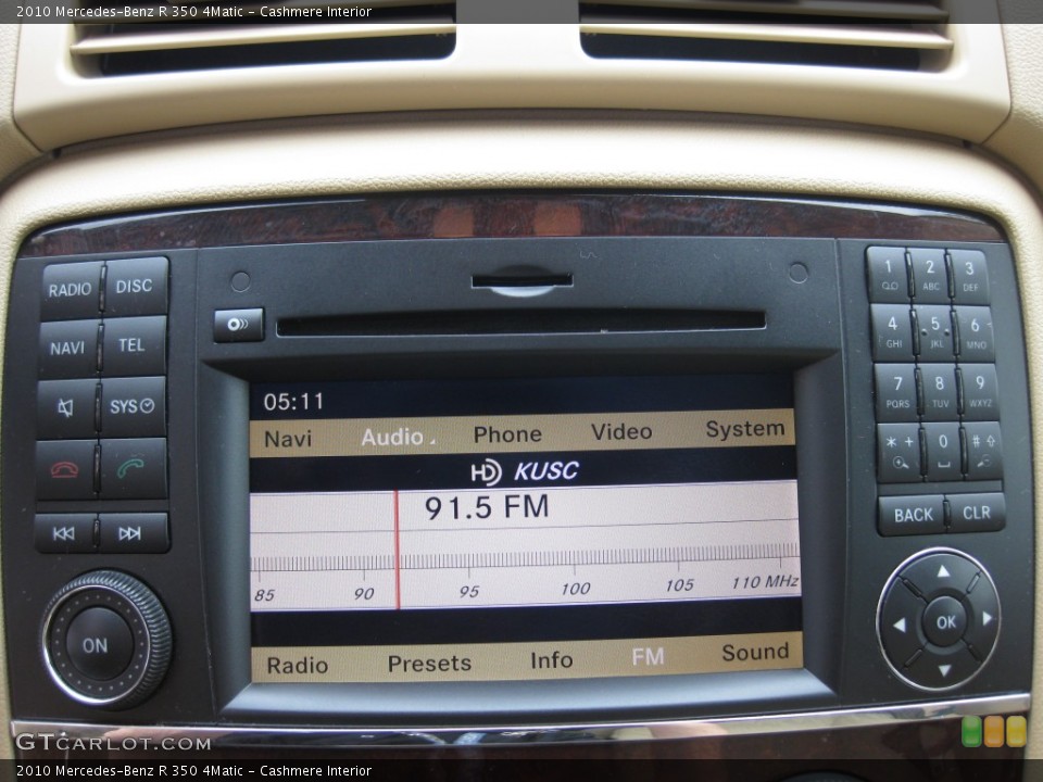Cashmere Interior Controls for the 2010 Mercedes-Benz R 350 4Matic #79731239