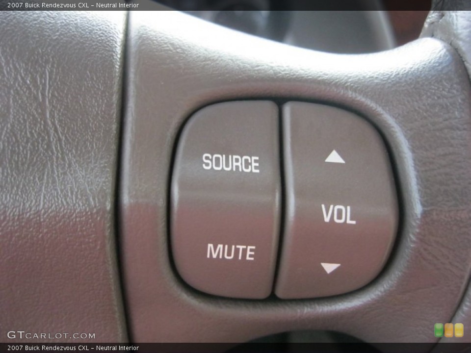 Neutral Interior Controls for the 2007 Buick Rendezvous CXL #79734960