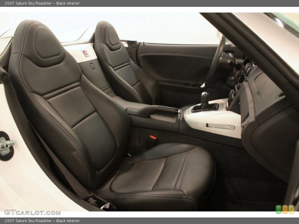 Black Interior Photo for the 2007 Saturn Sky Roadster #79741474