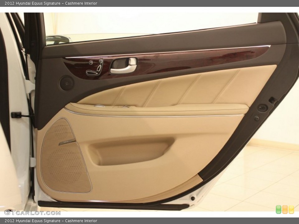 Cashmere Interior Door Panel for the 2012 Hyundai Equus Signature #79743955