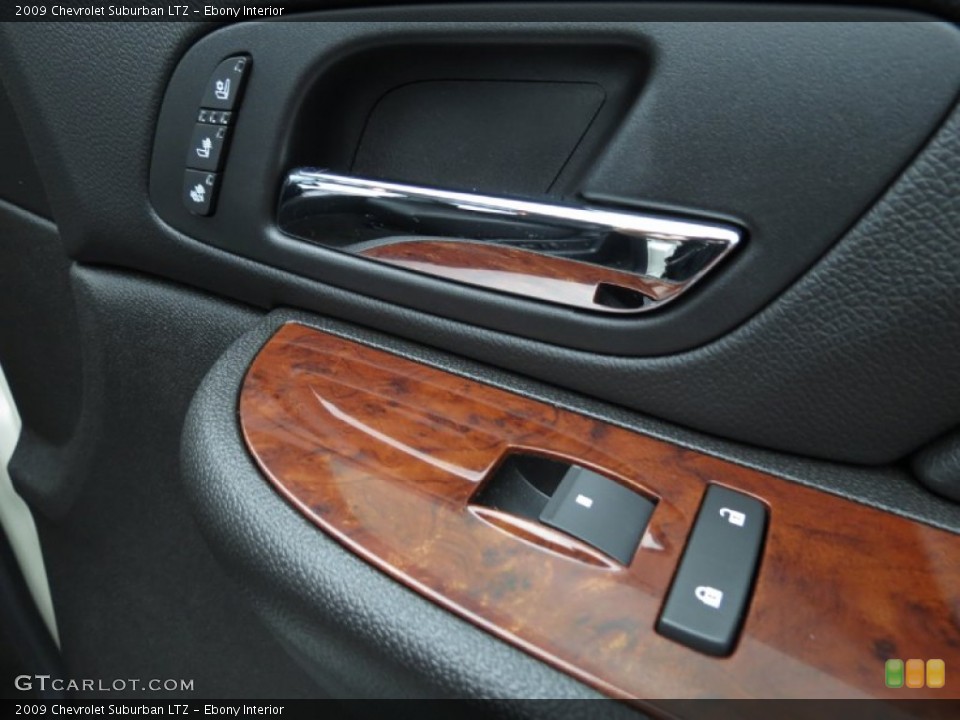 Ebony Interior Controls for the 2009 Chevrolet Suburban LTZ #79746401