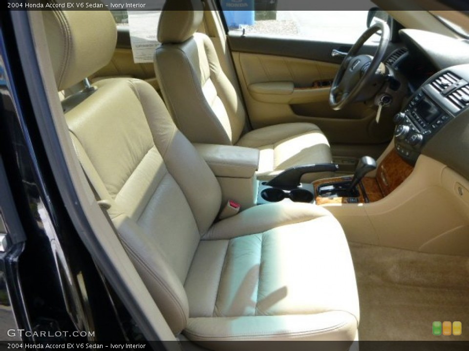 Ivory Interior Photo for the 2004 Honda Accord EX V6 Sedan #79750786