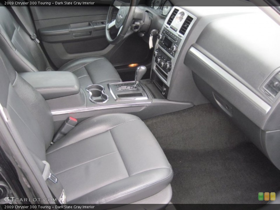 Dark Slate Gray Interior Photo for the 2009 Chrysler 300 Touring #79754575
