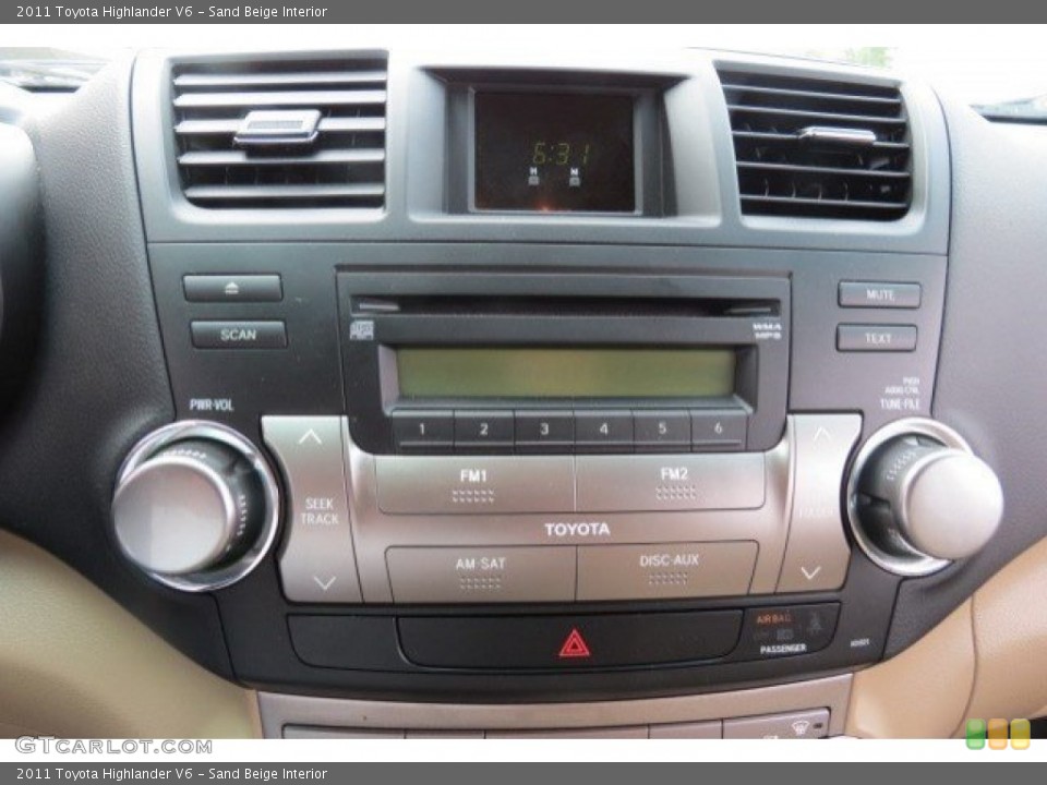 Sand Beige Interior Audio System for the 2011 Toyota Highlander V6 #79767859