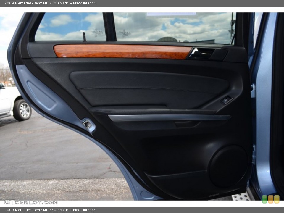 Black Interior Door Panel for the 2009 Mercedes-Benz ML 350 4Matic #79769995