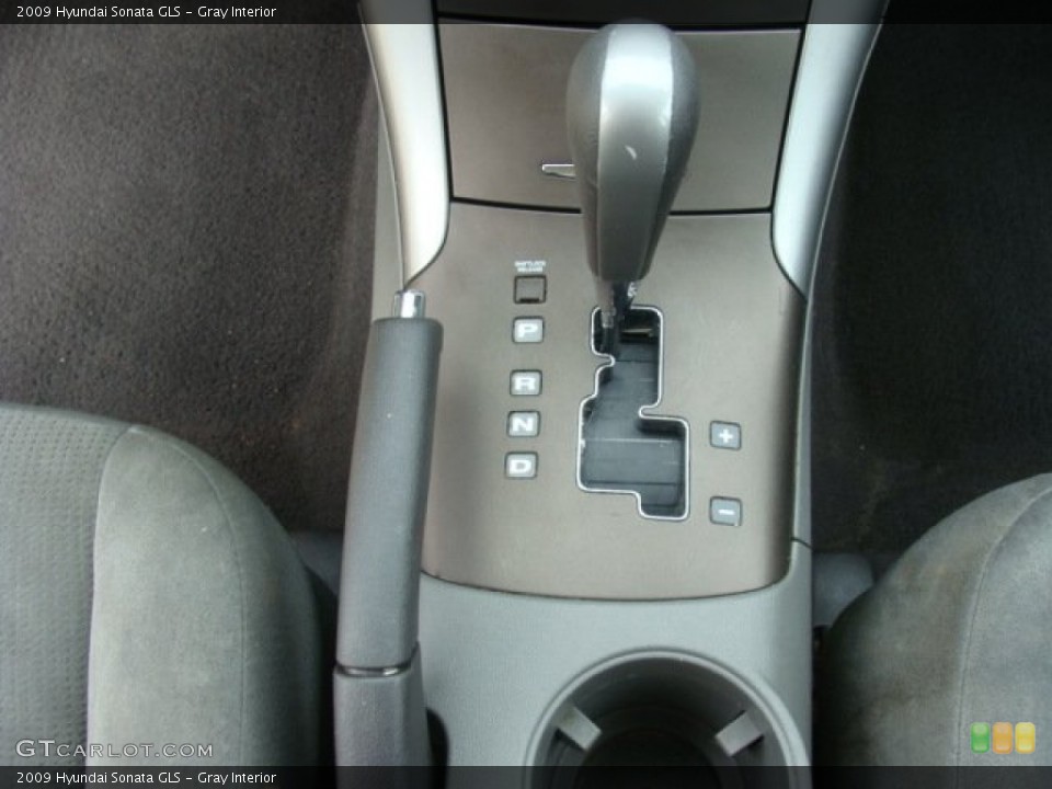Gray Interior Transmission for the 2009 Hyundai Sonata GLS #79772332