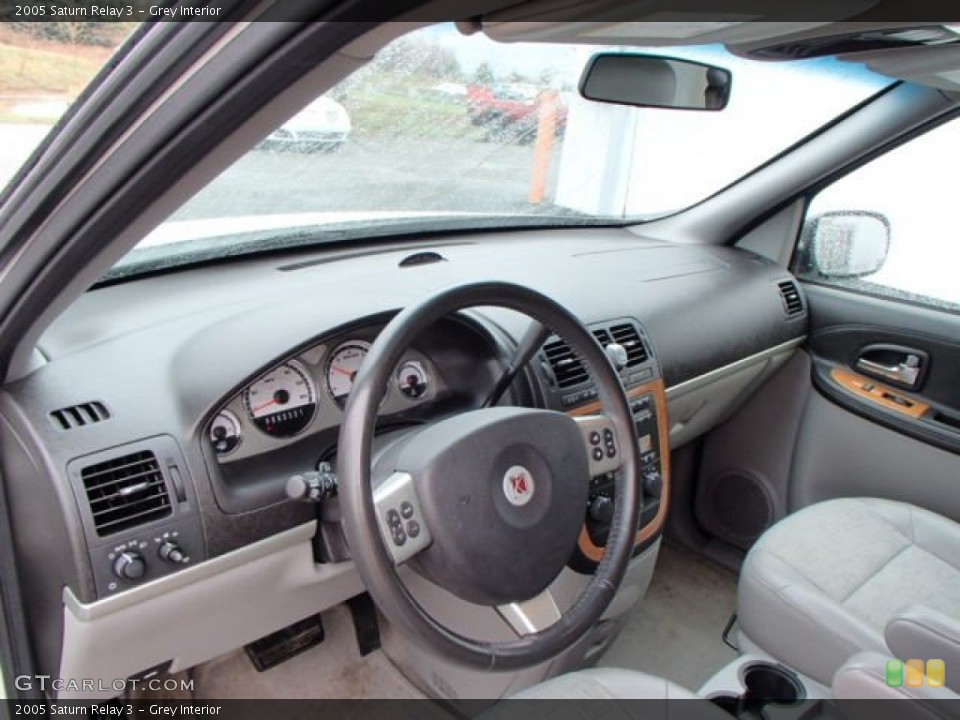 Grey Interior Dashboard for the 2005 Saturn Relay 3 #79774876
