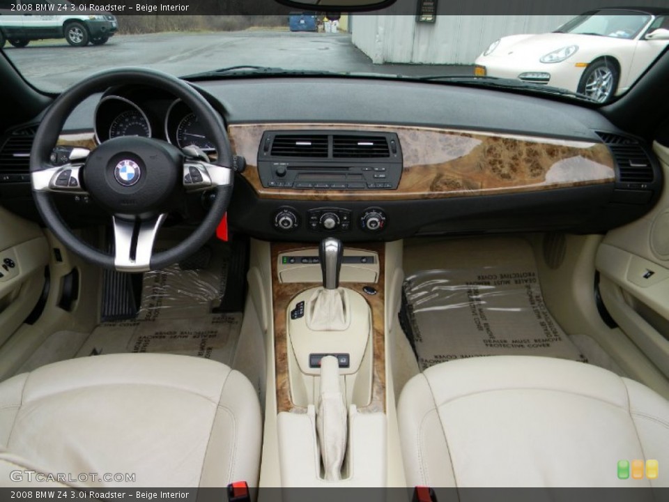 Beige Interior Dashboard for the 2008 BMW Z4 3.0i Roadster #79775389