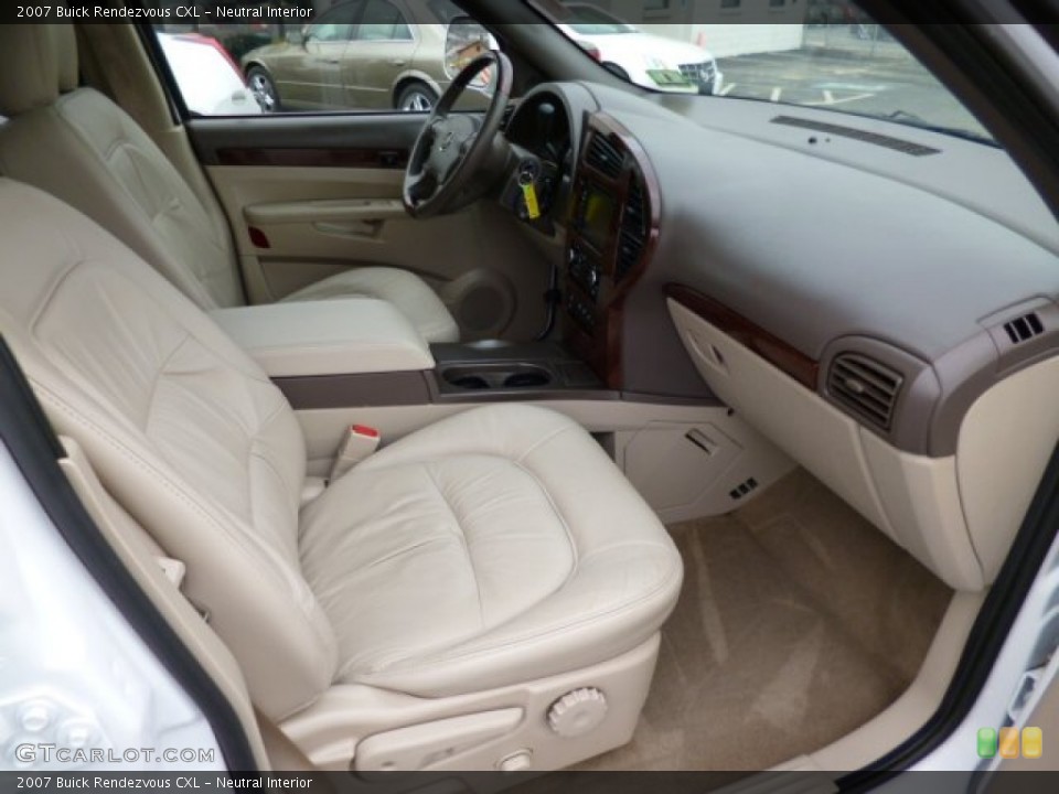 Neutral Interior Photo for the 2007 Buick Rendezvous CXL #79780432