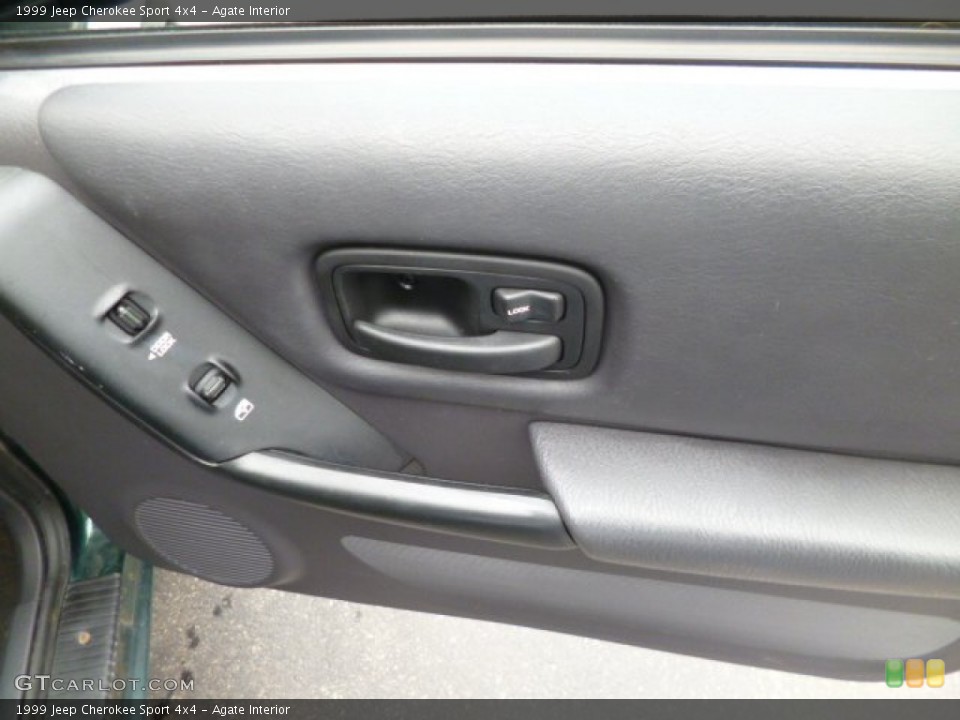 Agate Interior Door Panel for the 1999 Jeep Cherokee Sport 4x4 #79783336