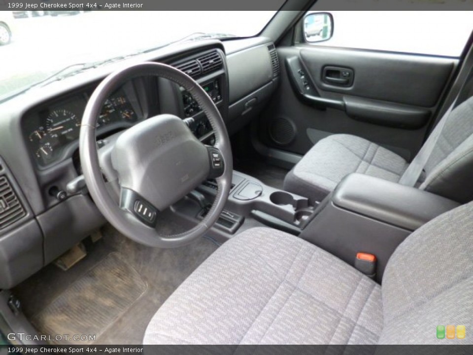 Agate Interior Photo for the 1999 Jeep Cherokee Sport 4x4 #79783444