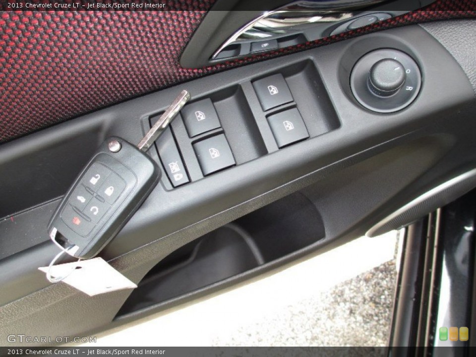 Jet Black/Sport Red Interior Controls for the 2013 Chevrolet Cruze LT #79789063