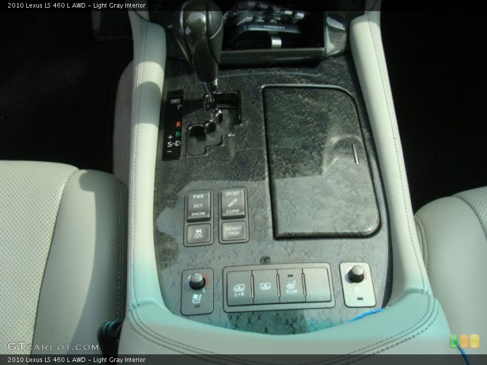 Light Gray Interior Controls for the 2010 Lexus LS 460 L AWD #79791028