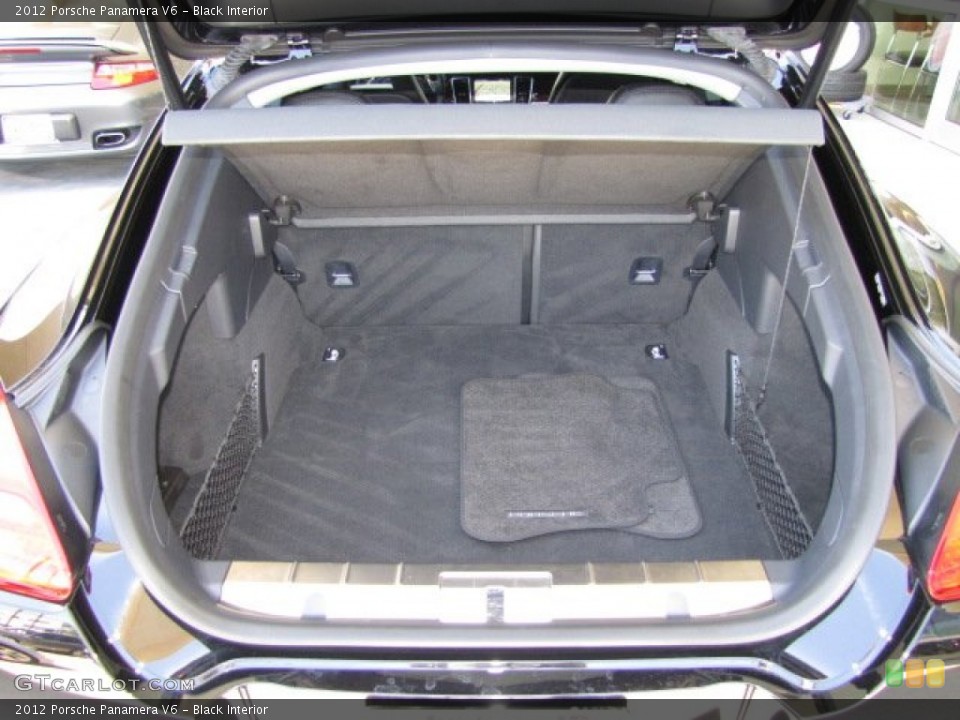 Black Interior Trunk for the 2012 Porsche Panamera V6 #79801369