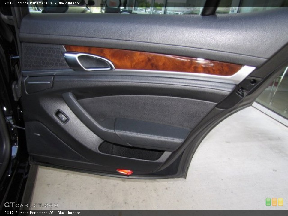 Black Interior Door Panel for the 2012 Porsche Panamera V6 #79801610