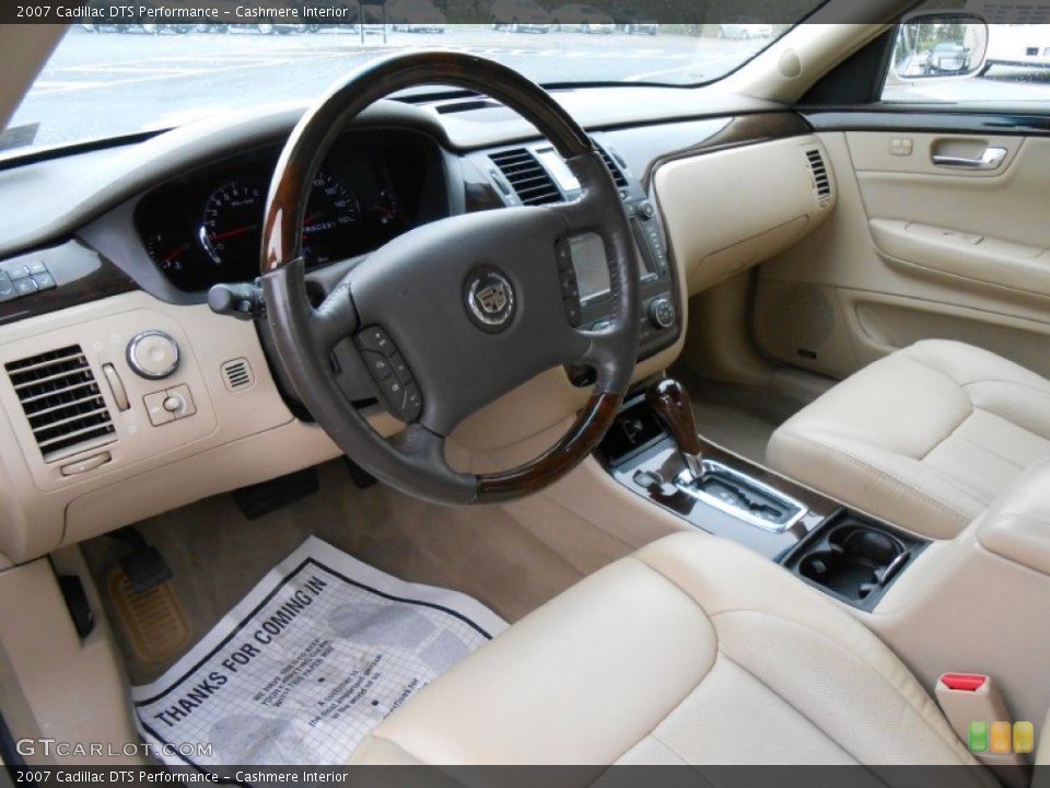 Cashmere 2007 Cadillac DTS Interiors