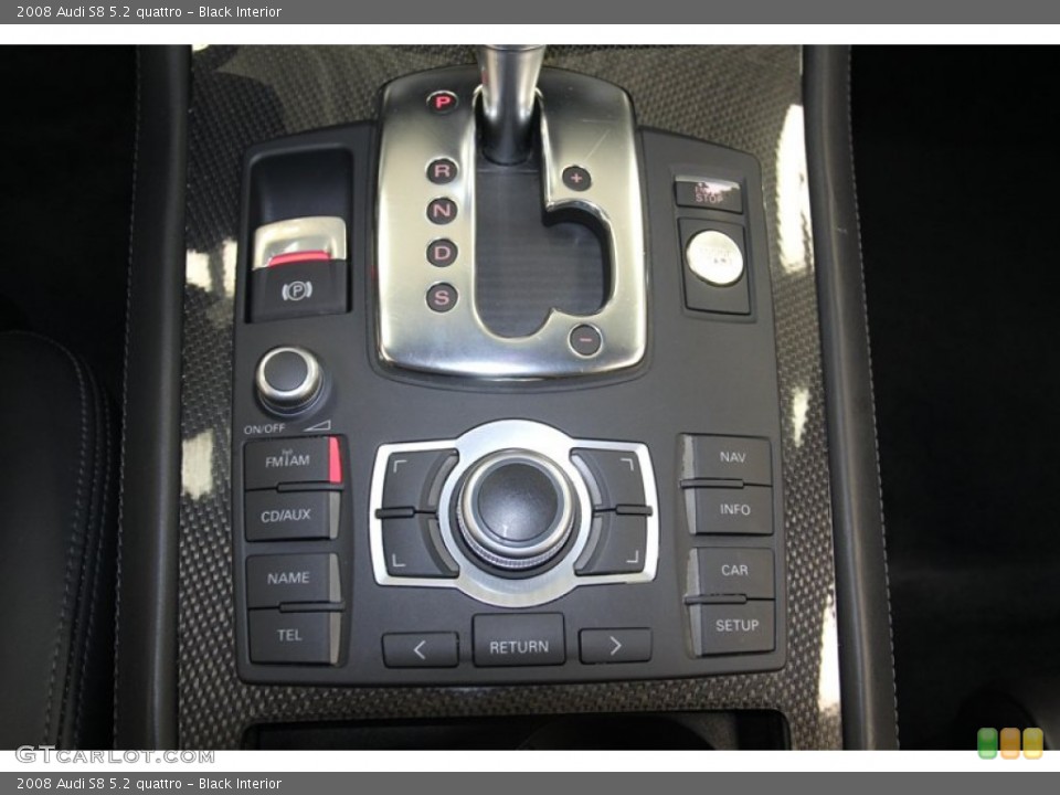 Black Interior Controls for the 2008 Audi S8 5.2 quattro #79806044