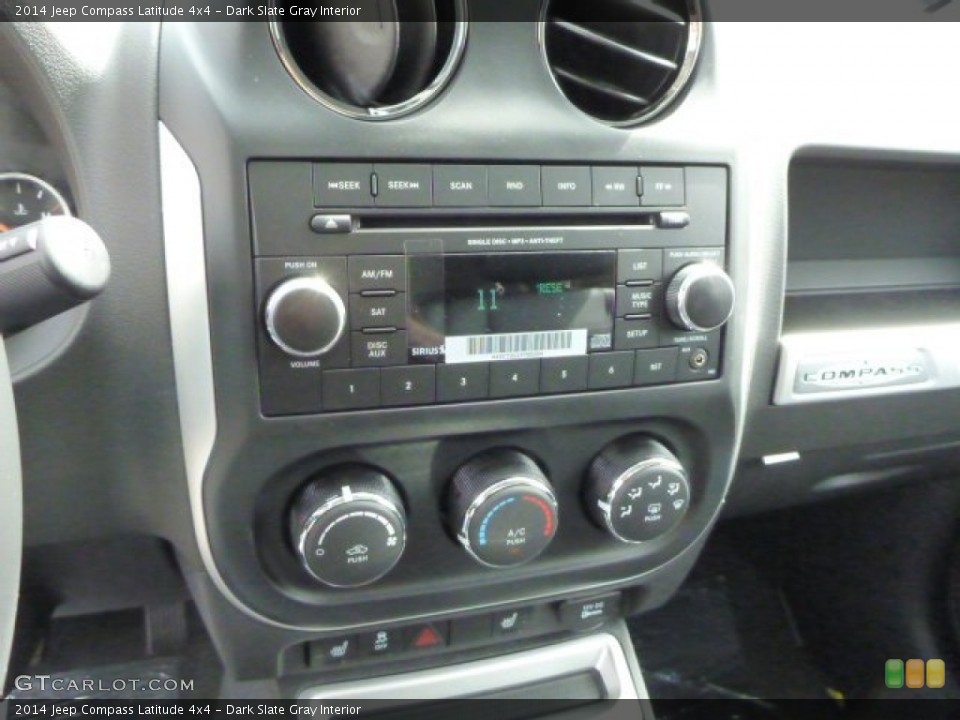Dark Slate Gray Interior Controls for the 2014 Jeep Compass Latitude 4x4 #79813333