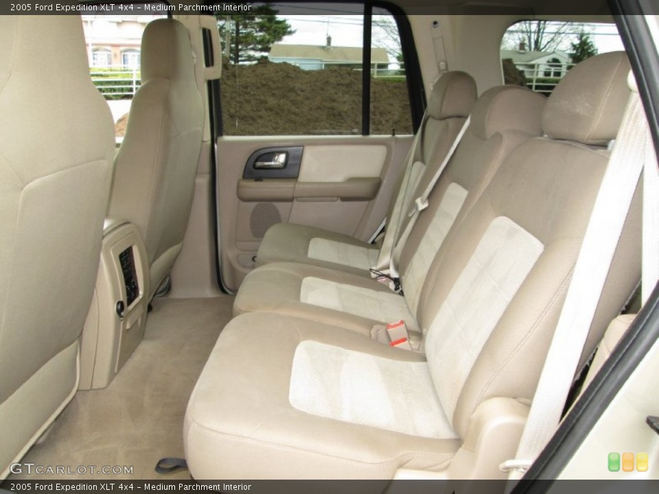 Medium Parchment Interior Rear Seat for the 2005 Ford Expedition XLT 4x4 #79820398