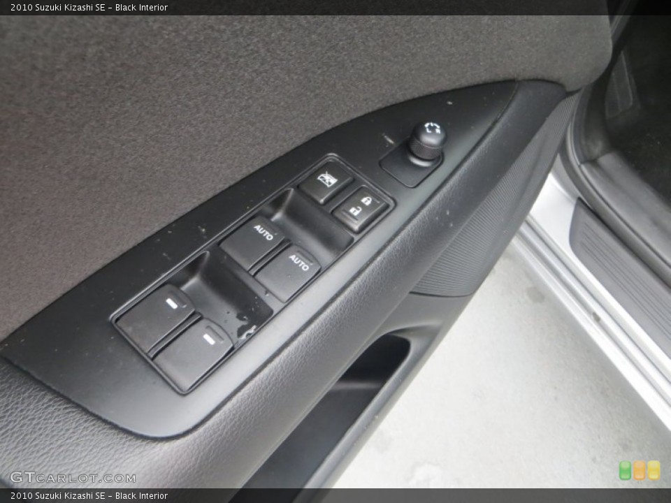 Black Interior Controls for the 2010 Suzuki Kizashi SE #79826651