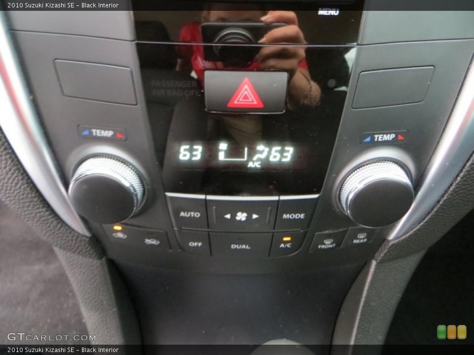 Black Interior Controls for the 2010 Suzuki Kizashi SE #79826780