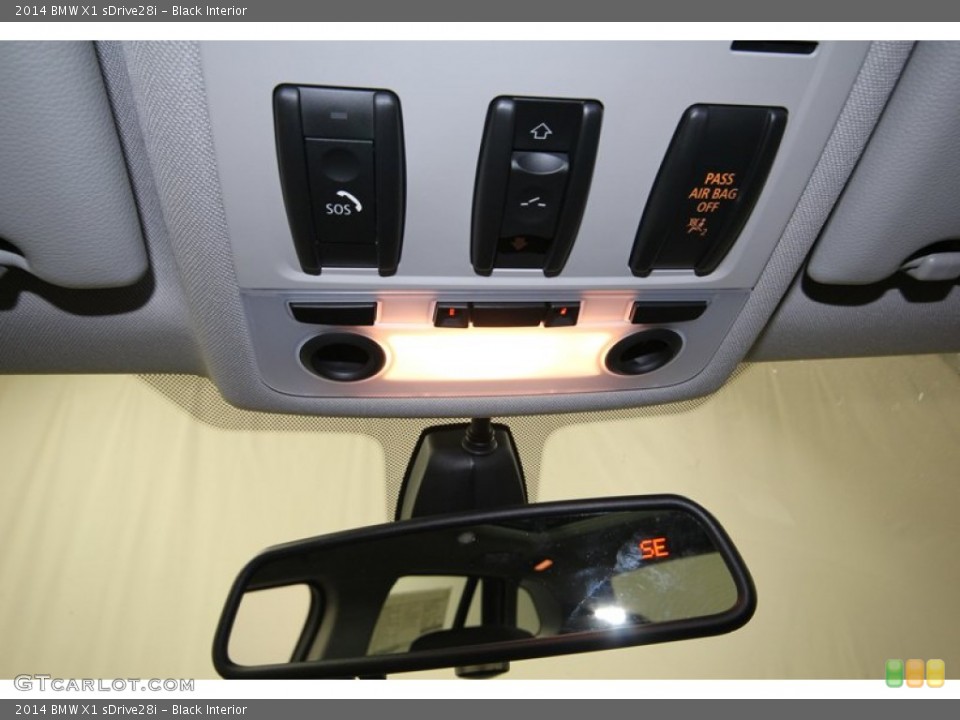 Black Interior Controls for the 2014 BMW X1 sDrive28i #79830932