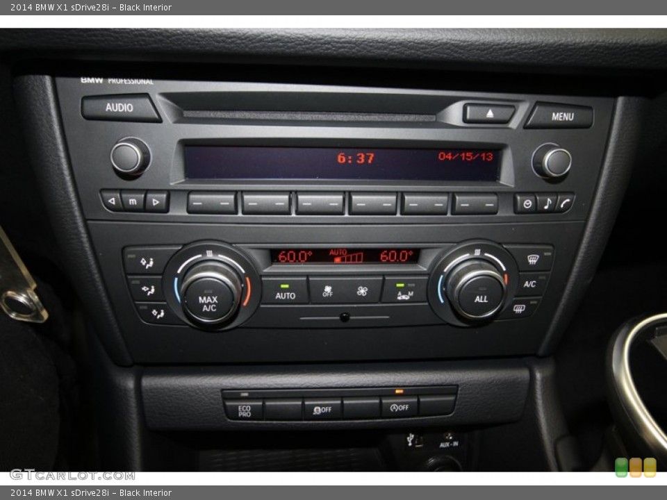 Black Interior Controls for the 2014 BMW X1 sDrive28i #79830955