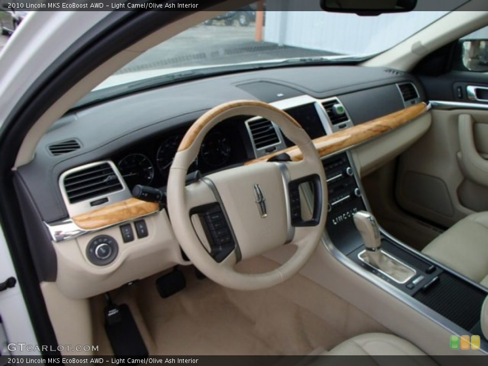 Light Camel/Olive Ash Interior Dashboard for the 2010 Lincoln MKS EcoBoost AWD #79831882