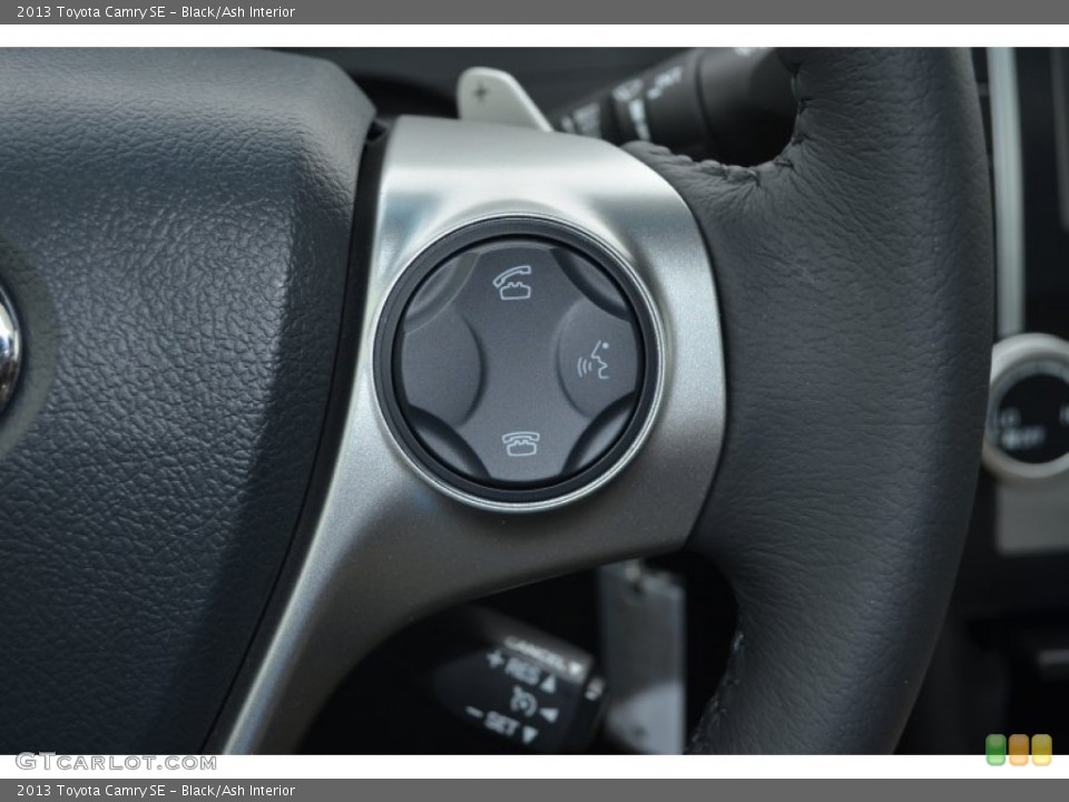 Black/Ash Interior Controls for the 2013 Toyota Camry SE #79831905