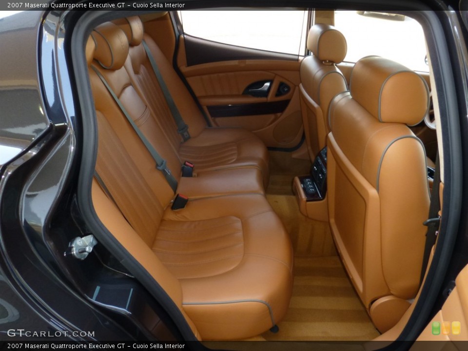 Cuoio Sella Interior Rear Seat for the 2007 Maserati Quattroporte Executive GT #79840569