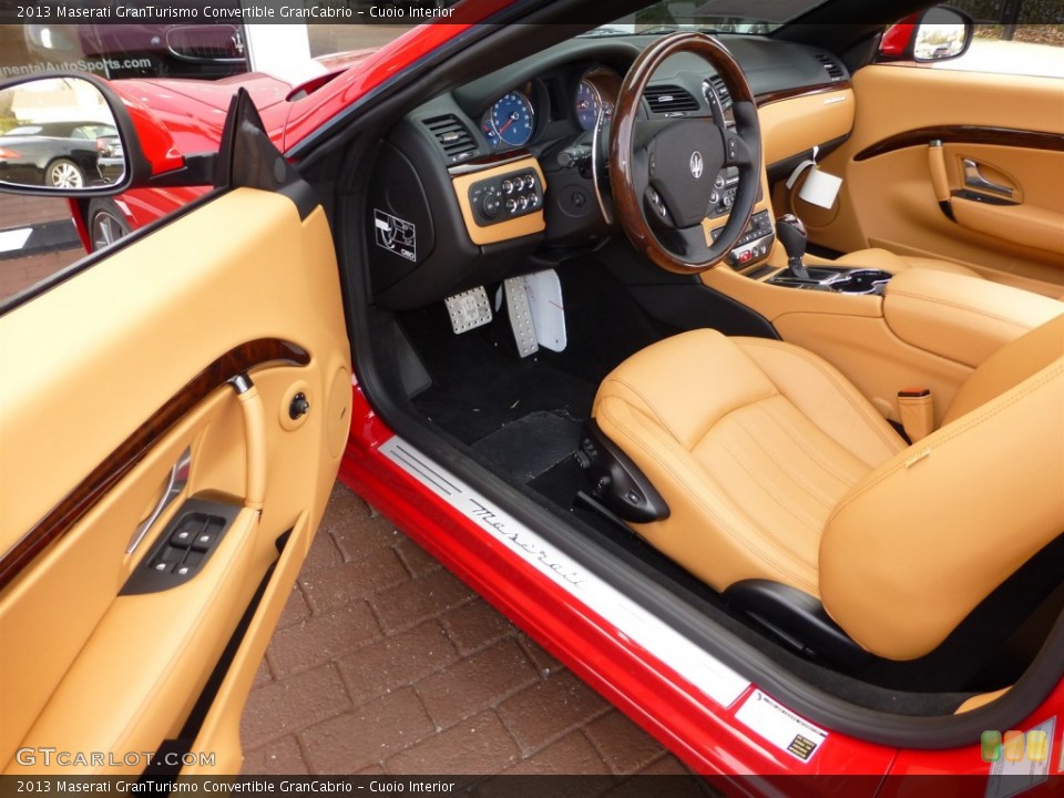 Cuoio Interior Photo for the 2013 Maserati GranTurismo Convertible GranCabrio #79841182