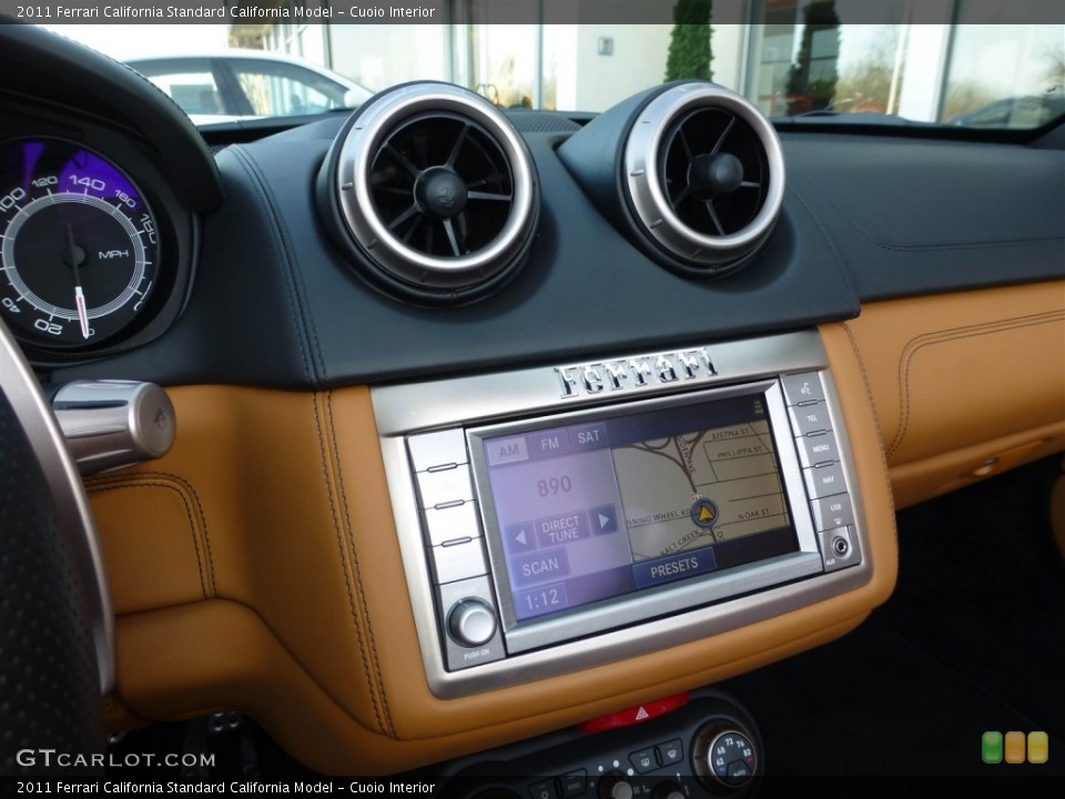 Cuoio Interior Navigation for the 2011 Ferrari California  #79843058