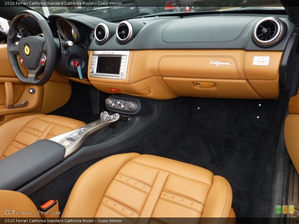 Cuoio Interior Dashboard for the 2010 Ferrari California  #79844944
