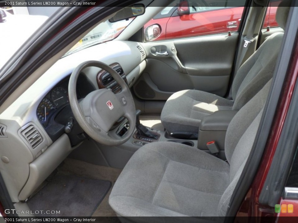 Gray Interior Photo for the 2001 Saturn L Series LW200 Wagon #79847839