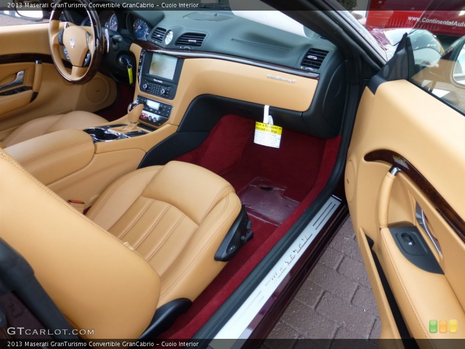 Cuoio Interior Dashboard for the 2013 Maserati GranTurismo Convertible GranCabrio #79857954